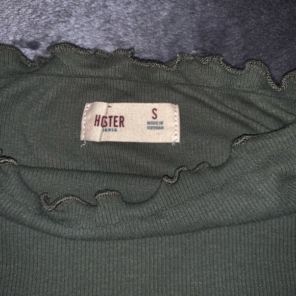 Hollister Top - Picture 4 of 4